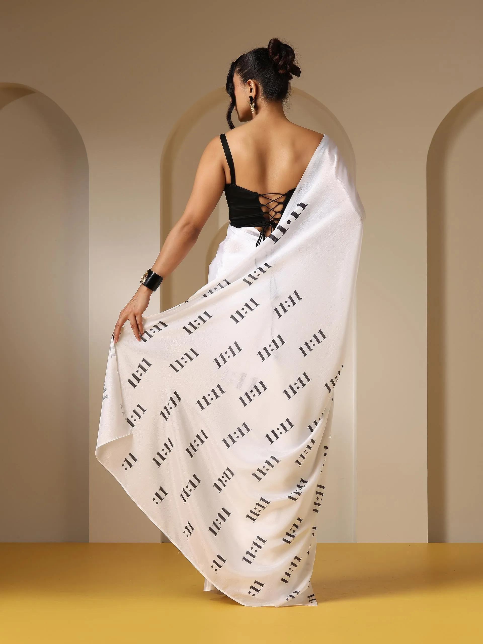 11:11 Printed White Saree with Blouse Fabric