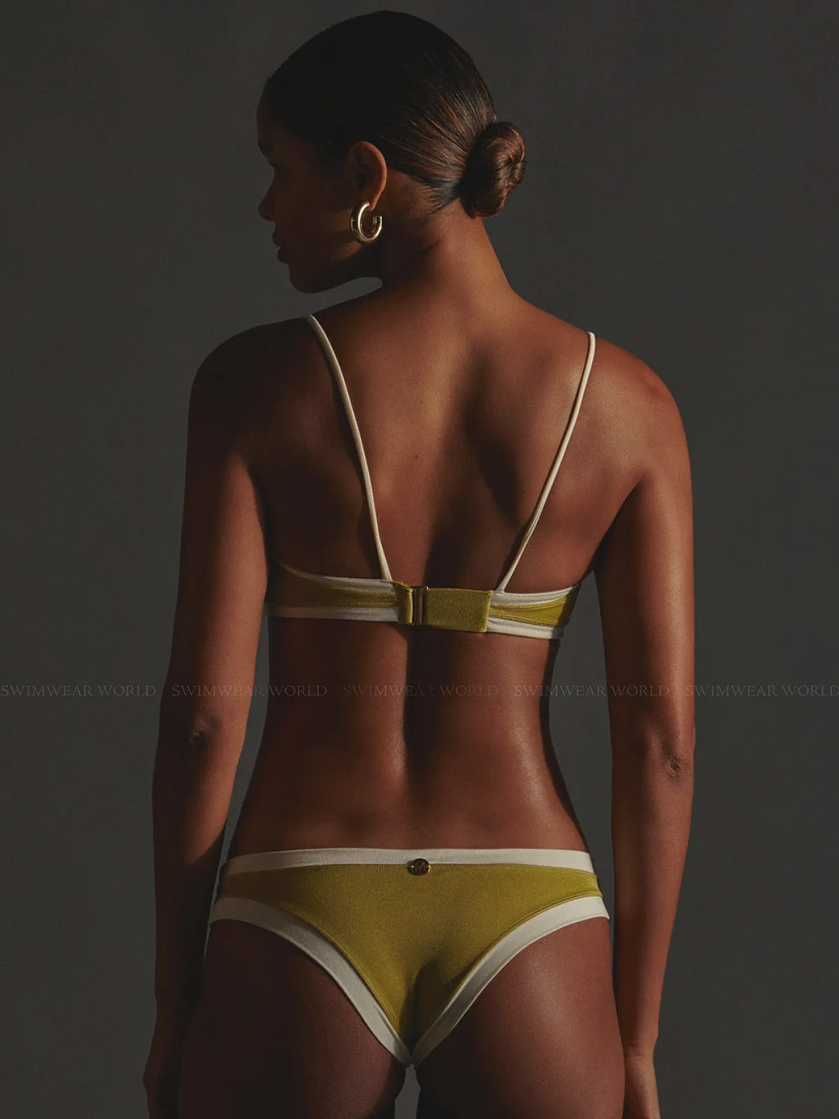 18-Gladiolus Bikini