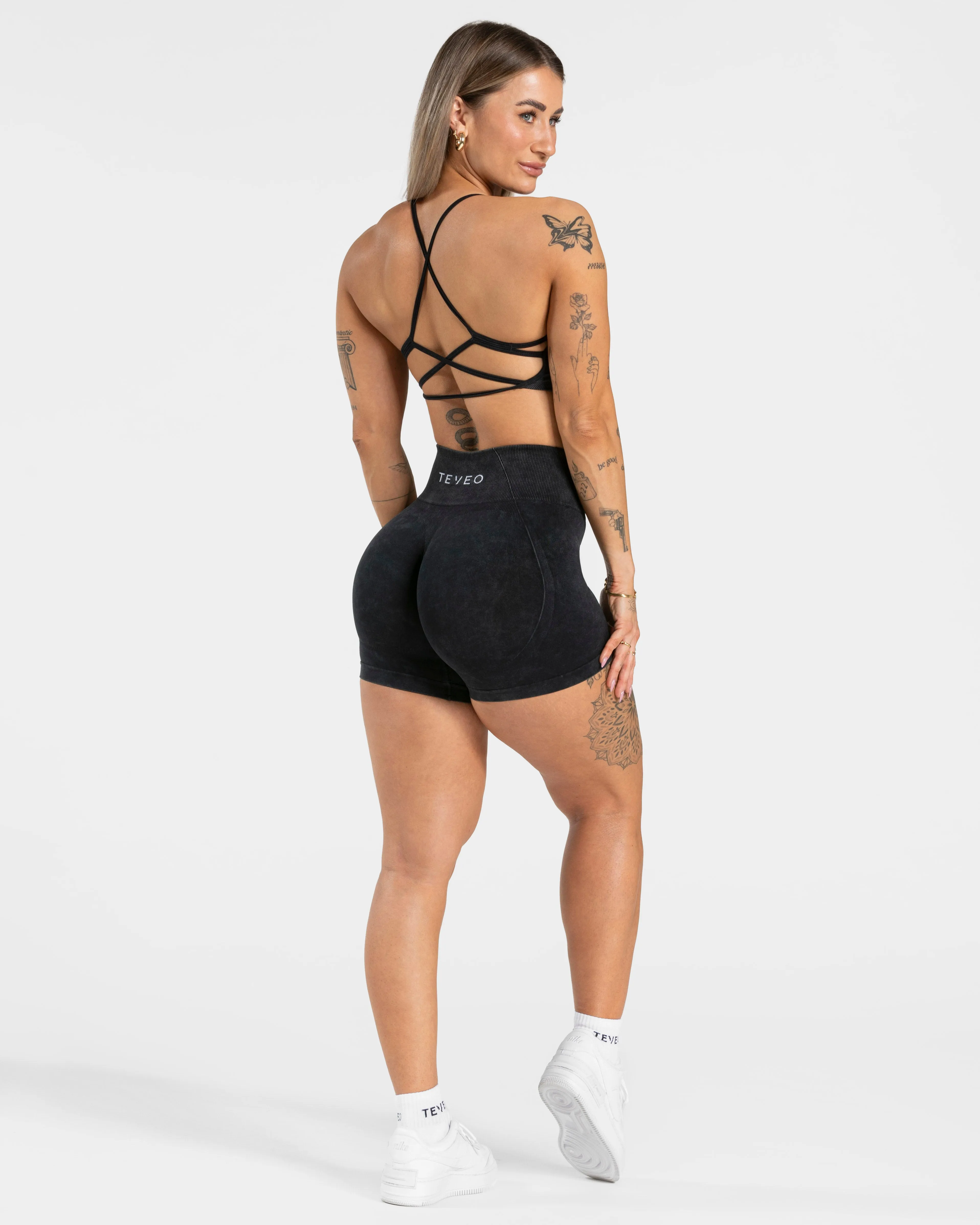 Acid Covert Scrunch Short "Schwarz"