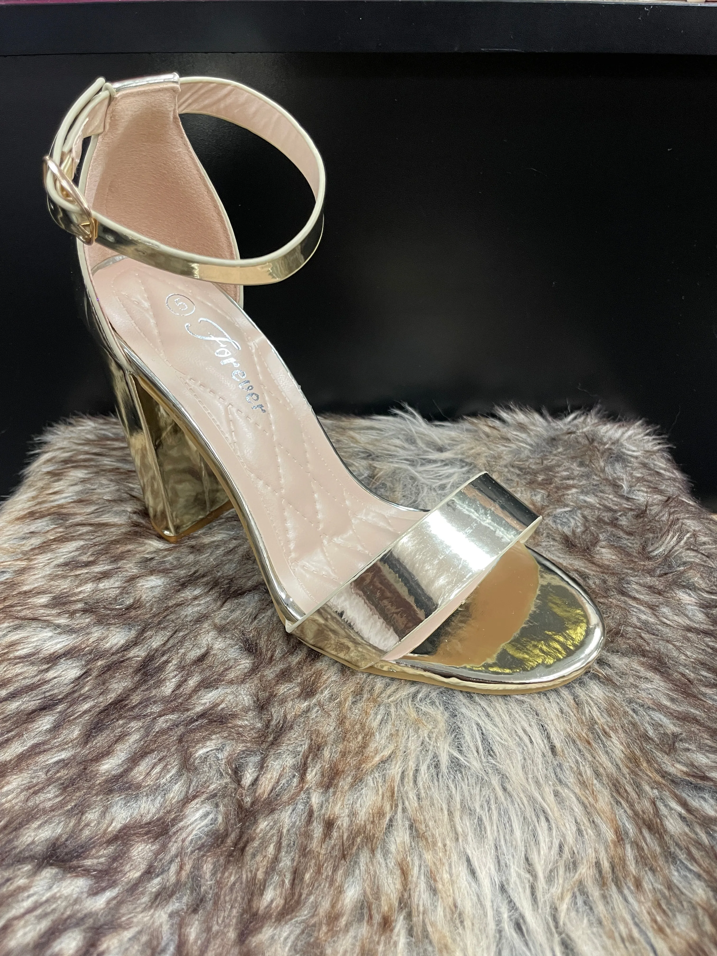 Amber Gold Metallic Hells