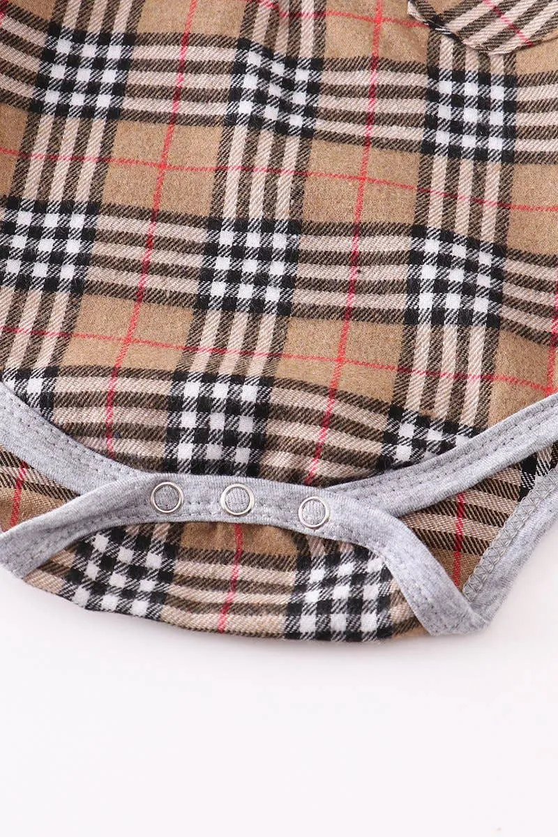 Beige plaid stripes collared baby long sleeve bodysuit