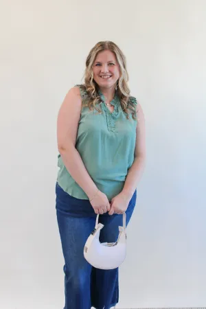 CECE CURVY RUFFLED SLEEVELESS TOP