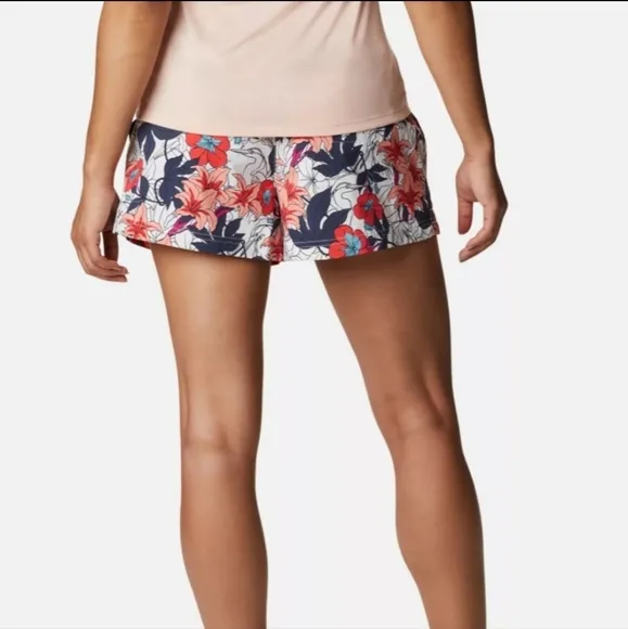 Columbia Women's Sandy River II Printed Shorts Size XS