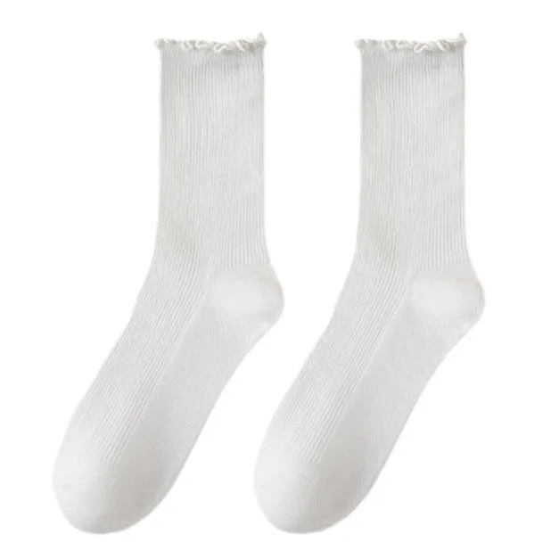Cozy & Stylish – Japanese-Inspired Lace Socks!
