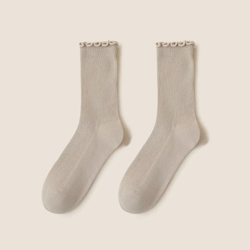 Cozy & Stylish – Japanese-Inspired Lace Socks!
