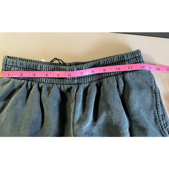 Daydreamer 3 Shooting Stars Double Platinum Boyfriend Sweat Shorts  XS