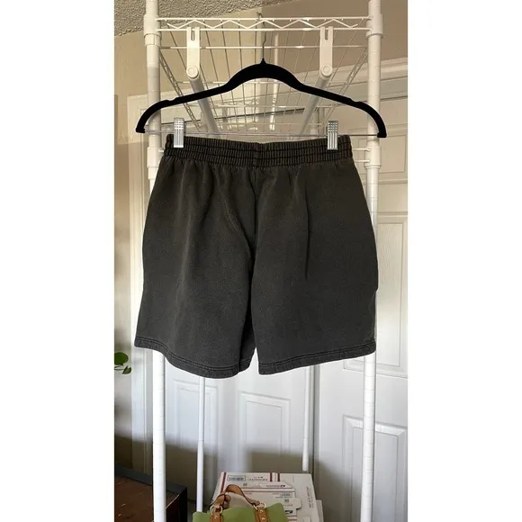 Daydreamer 3 Shooting Stars Double Platinum Boyfriend Sweat Shorts  XS