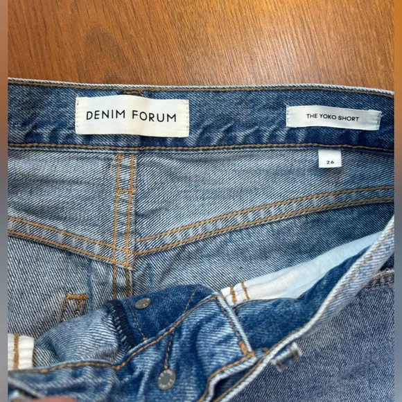 DENIM FORUM Yoko Short ARITZIA Button Fly Vintage Booty Blue Jean Cut Off Raw 26
