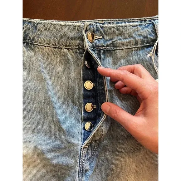 Good American Bombshell Denim Shorts in Pearl Blue 170  Size 20 NWT Jean Plus