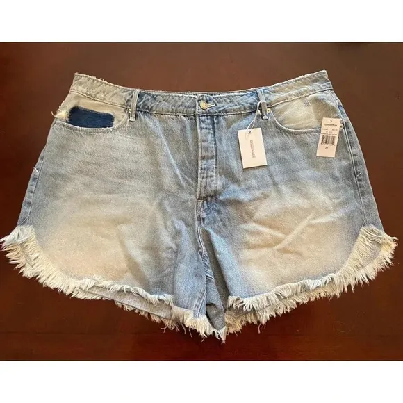 Good American Bombshell Denim Shorts in Pearl Blue 170  Size 20 NWT Jean Plus