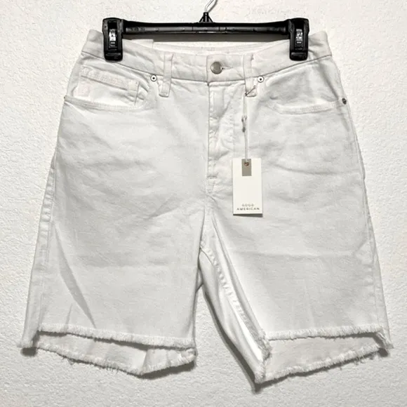 Good American NEW Good Icon Shorts White 001 Shorts Size 6