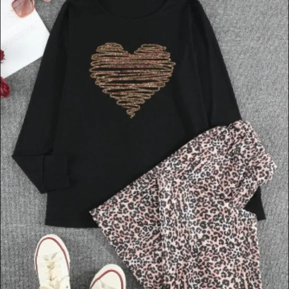 Heart Shaped Print Long Sleeve Top and Leopard Print Pants Lounge Set