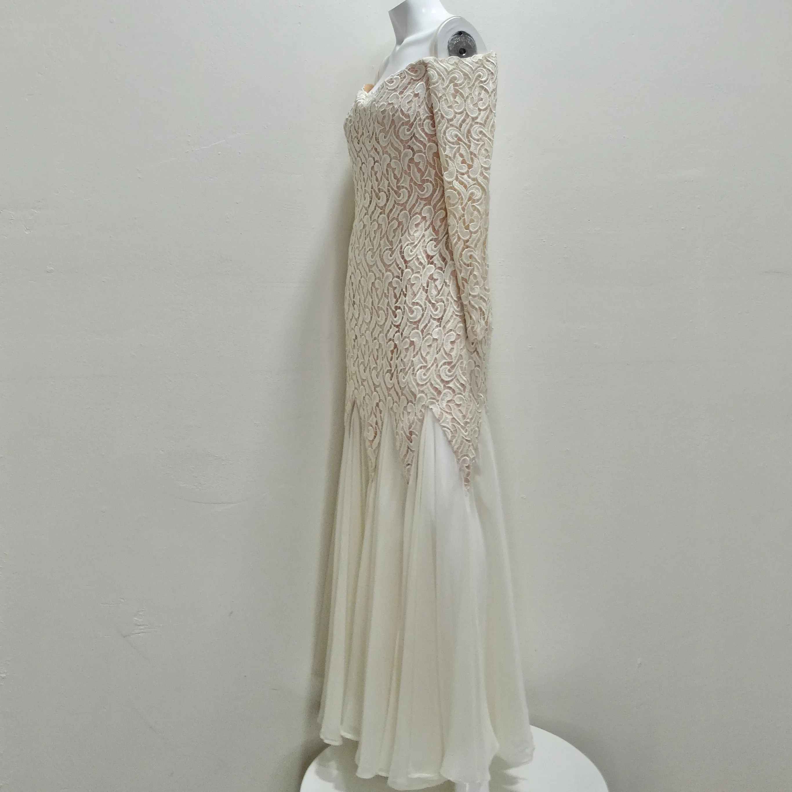 I Magnin Travilla 1980s White Lace Mermaid Bridal Dress