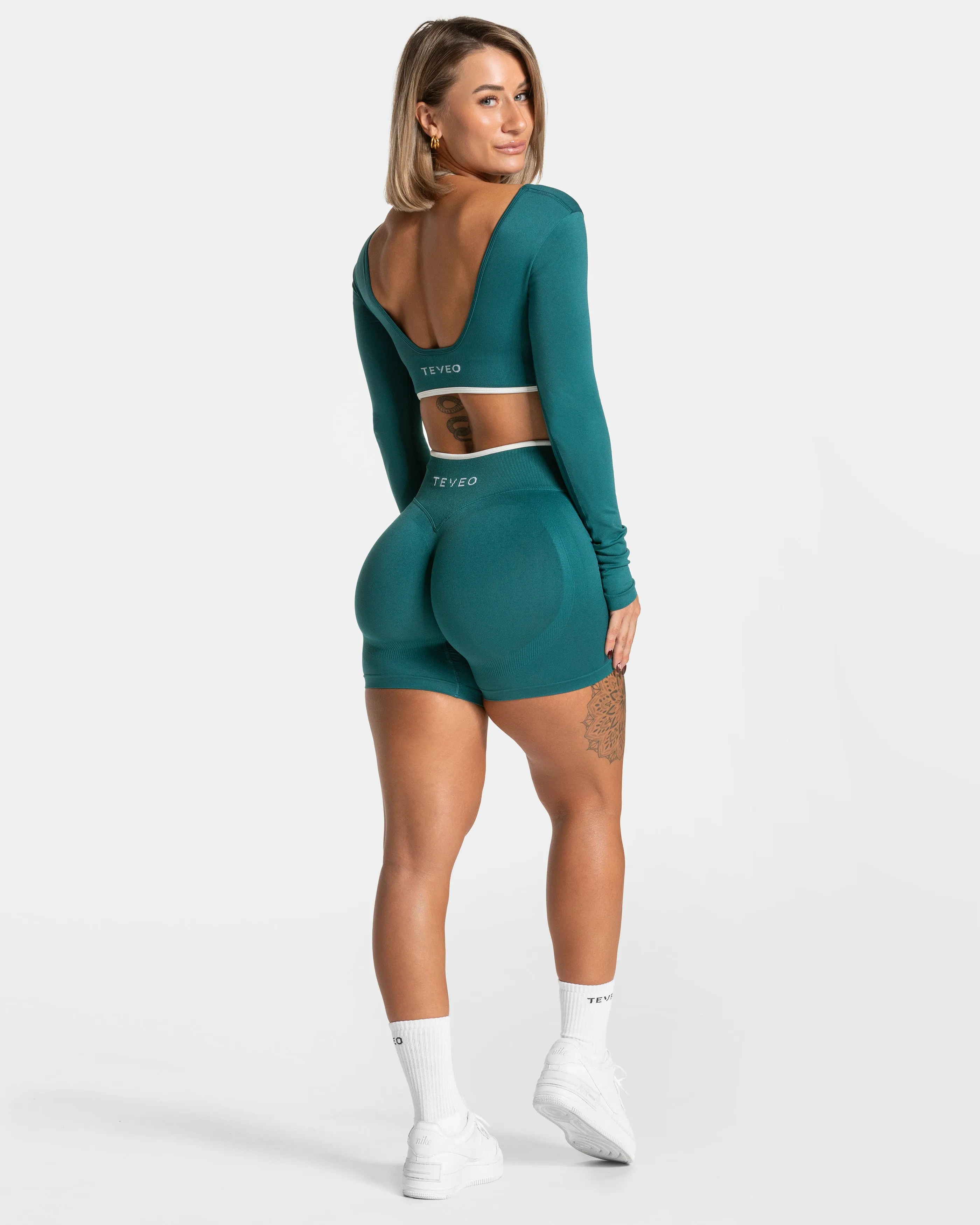 Ignite Sculpt Scrunch Short "Petrol"