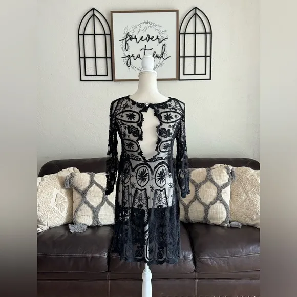 Jen's Pirate Booty Free People Black Lace Teardrop Pixie Dress Size S Boho Cute