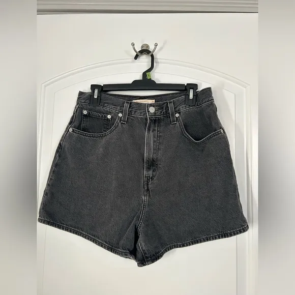 Levi's Premium High Loose Shorts Legit Black Size 30