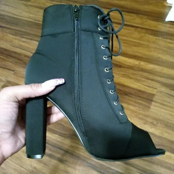 Liliana lace up block heel boot