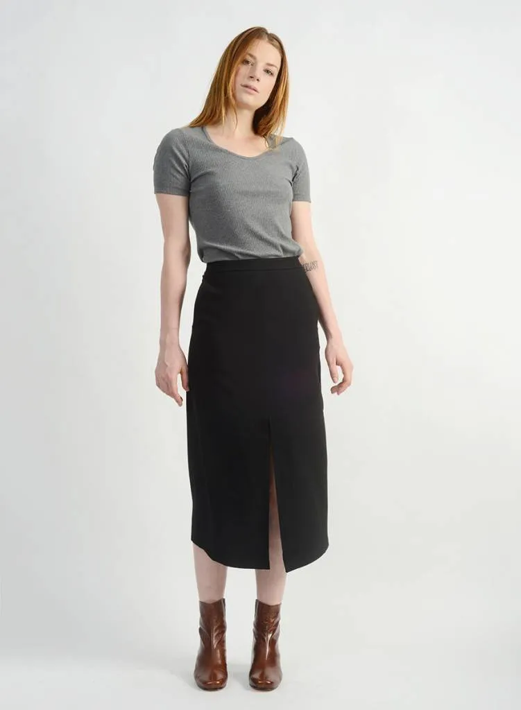Long Relaxed Skirt - Black - L (RESALE ITEM)