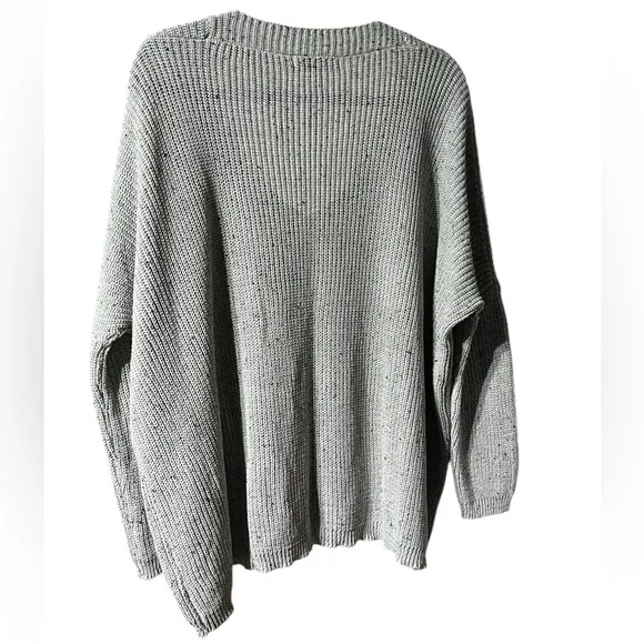 New CARLY JEAN Los Angeles Rhea Sweater Speckled Gray Oversized Fit V-Neck