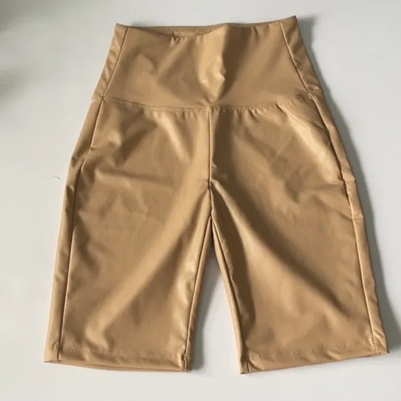NEW Color Alien Tan Crop Tank and Bike Shorts Set US M