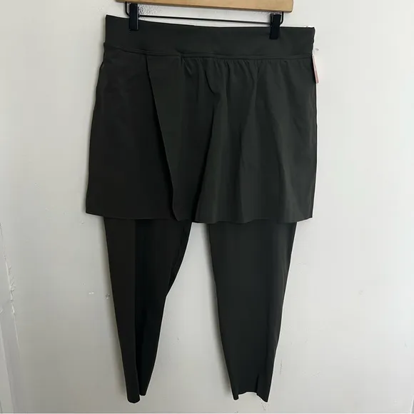 NWT SPANX- Booty Boost Active Skirt Around 7/8 Leggings Dark Palm Athletic Gym