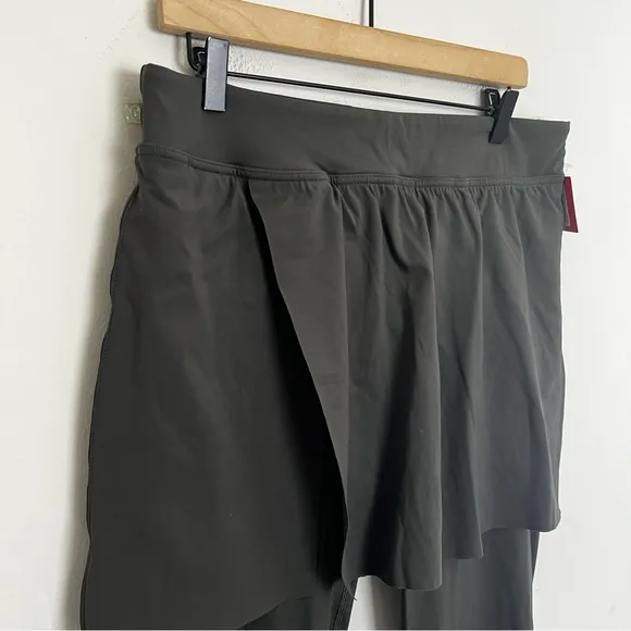 NWT SPANX- Booty Boost Active Skirt Around 7/8 Leggings Dark Palm Athletic Gym
