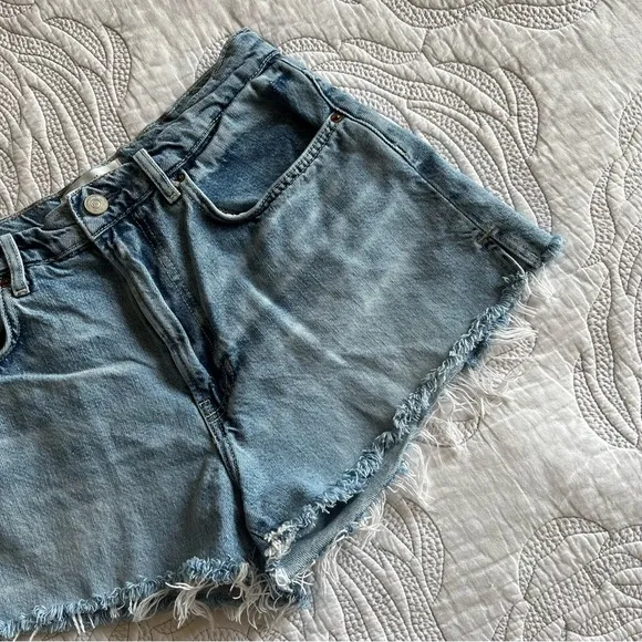 Reformation - Dakota Mid Rise Relaxed Short