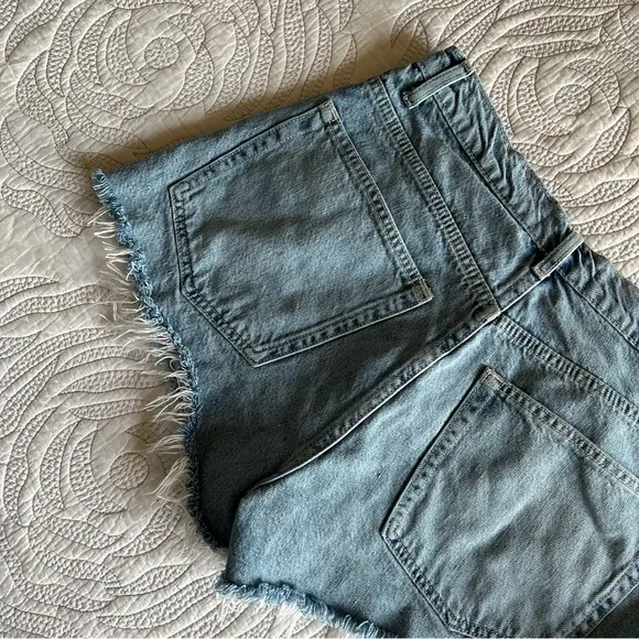 Reformation - Dakota Mid Rise Relaxed Short