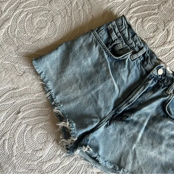 Reformation - Dakota Mid Rise Relaxed Short