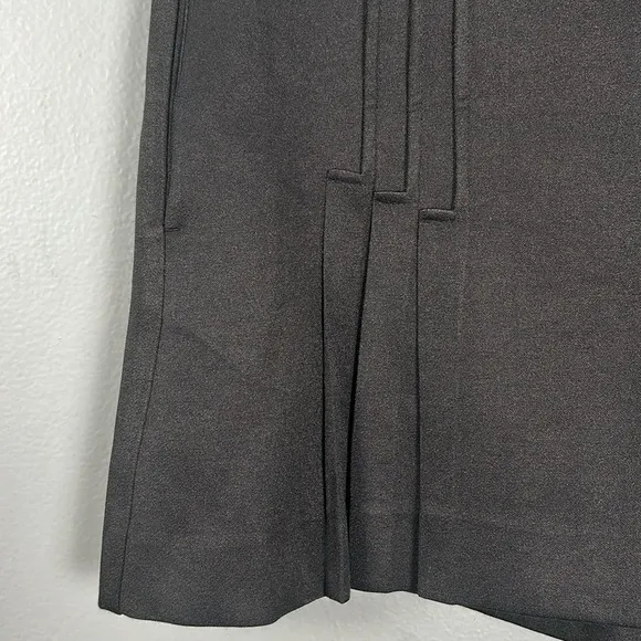 Reiss AURORA PLEATED FRONT TAILORED SHORTS IN BLACK size US 6