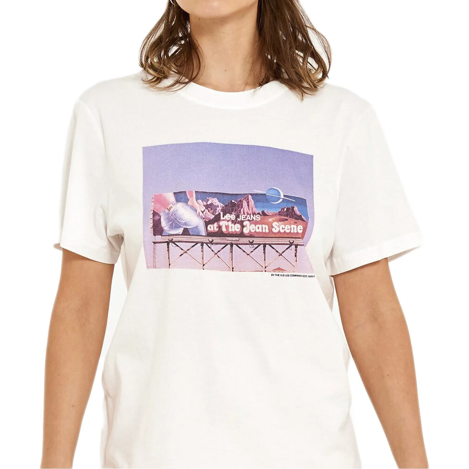 Relaxed Jean Scene Short Sleeve Tee