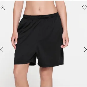 Skim women MESH OVERSIZED SHORT