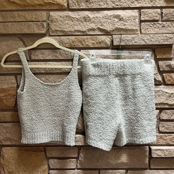 SKIMS Aqua 2 Piece Cozy Knit Matching Set Tank Top Shorts Fuzzy Green size small