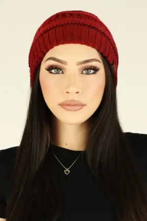 STAY WARM BEANIE