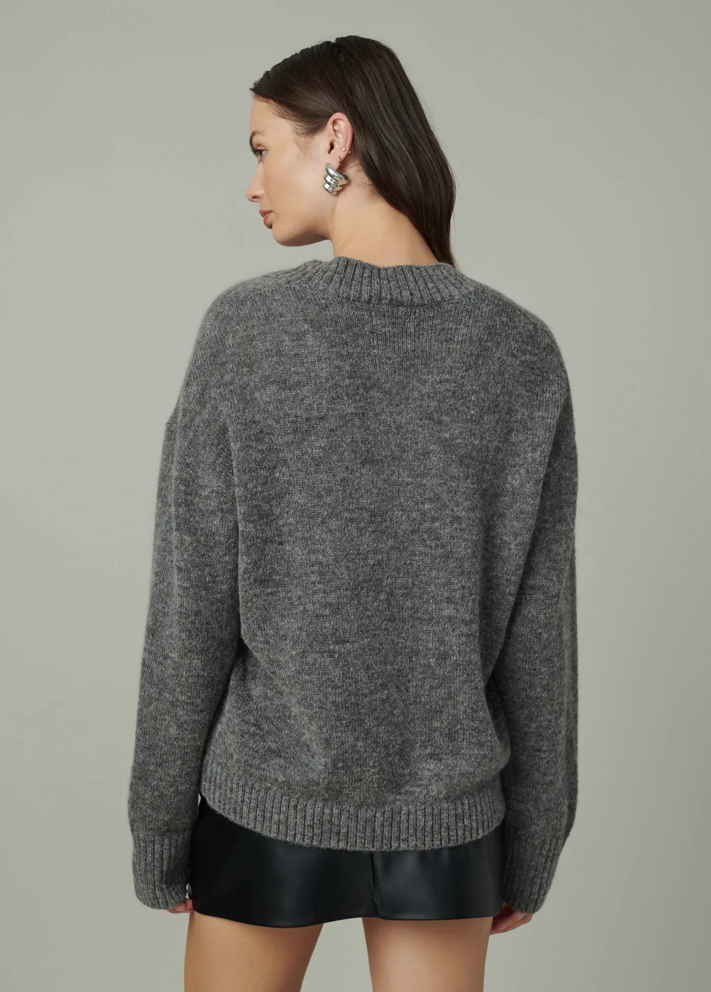 THE RYAN V NECK SWEATER