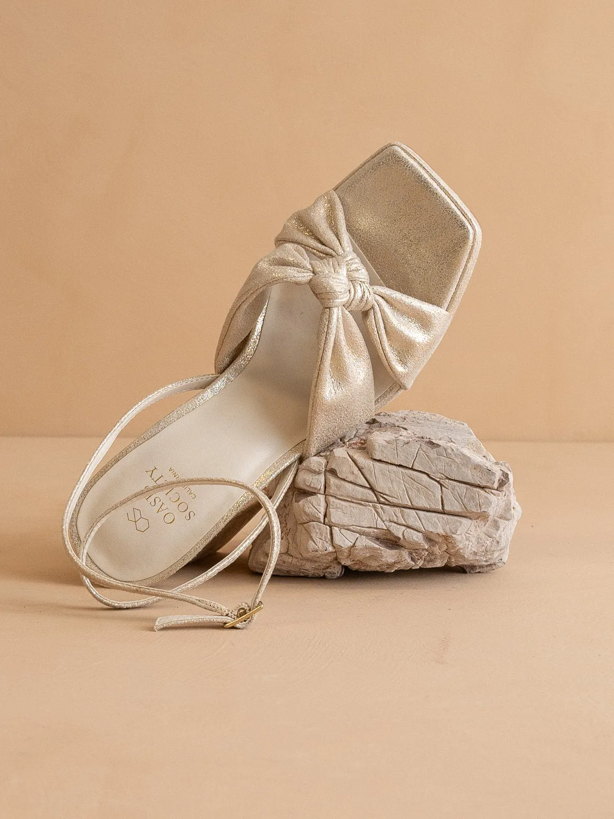 The Zoey | Light Gold  knotted band platform  heel