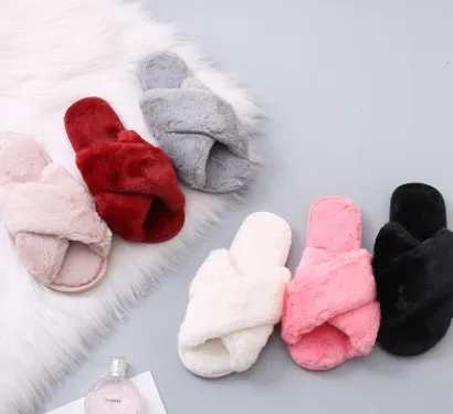 Winter Women Home Slippers with Faux Fur Fashion Warm Shoes Woman Slip on Flats Female Slides Black Pink Plus Size
